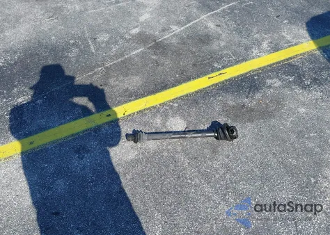 2014 Mercedes-Benz E 350 z USA, uszkodzony, nr VIN WDDHF5KB2EA897942